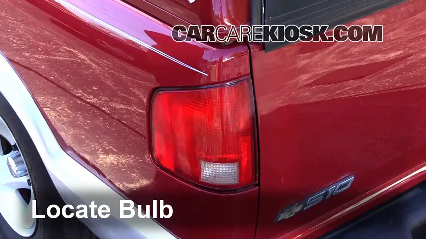 2003 Chevrolet S10 2.2L 4 Cyl. Standard Cab Pickup (2 Door) Lights Tail Light (replace bulb)